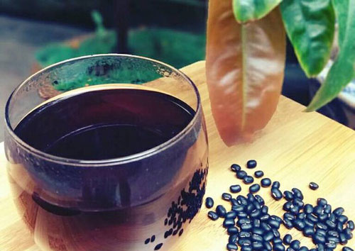 drink roasted black bean juice to lose weight