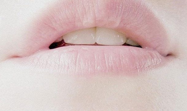 Thời gian môi lên màu chuẩn cũng ảnh hưởng do cơ địa của mỗi người