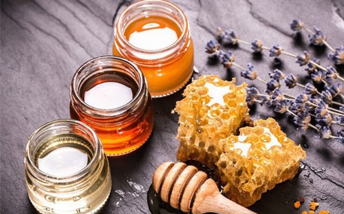 Sử dụng mật ong nguyên chất 