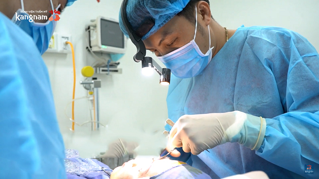Kỹ thuật cắt mí mắt tân tiến của bác sĩ Bệnh viện Thẩm mỹ Kangnam