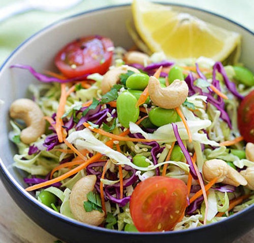 Salad hạt điều là lựa chọn lý tưởng cho bữa trưa