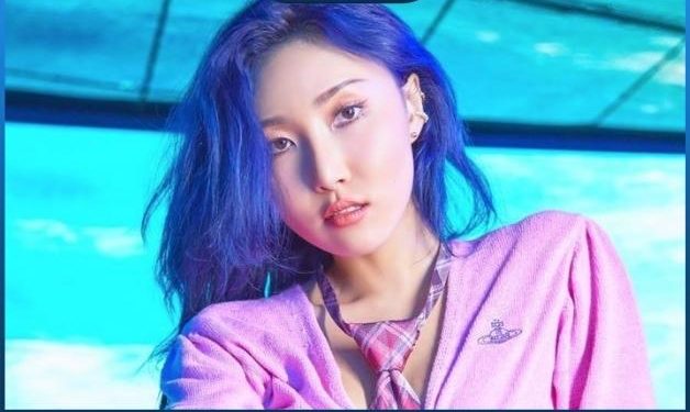 Hwasa (MAMAMOO)