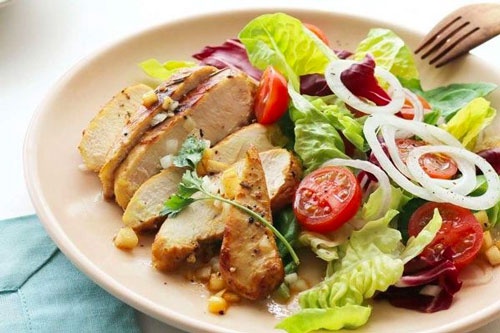 salad ức gà giảm cân