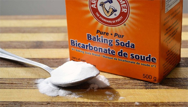 Baking soda là nguyên liệu rất dễ tìm để sử dụng
