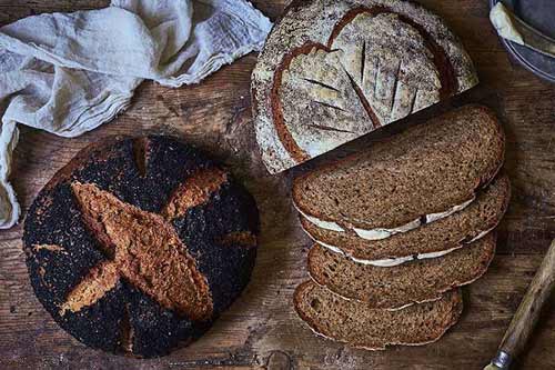 Bánh mì đen bao nhiêu calo? 8 Cách giảm cân với bánh mì đen an toàn