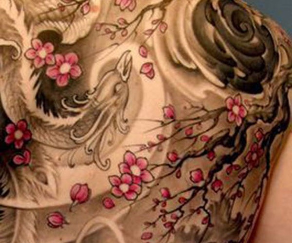 hình tattoo hoa anh đào yakuza