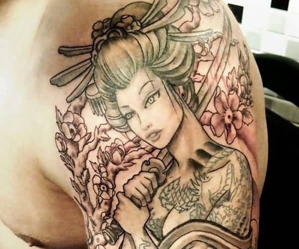 tattoo geisha cầm kiếm 