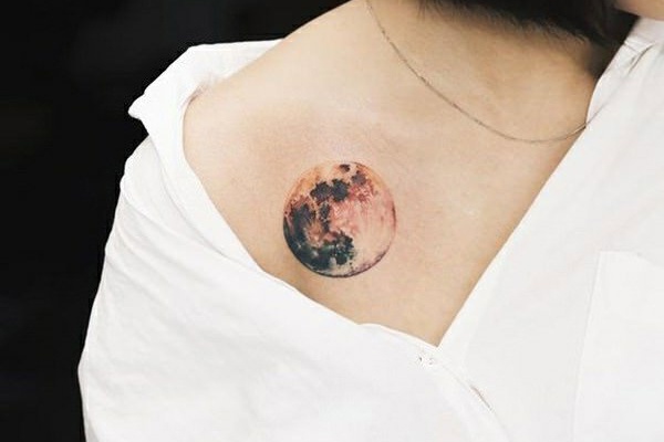 full moon tattoo dễ thương