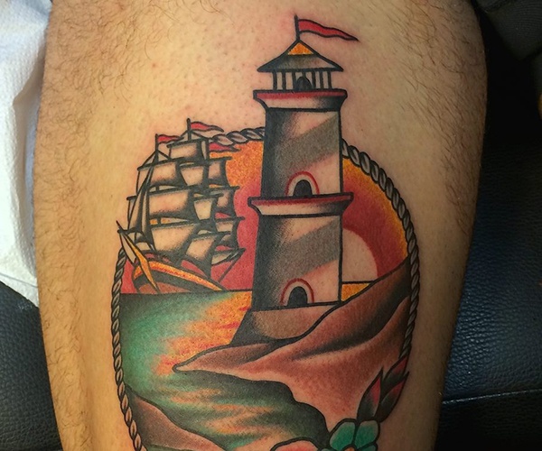 hải đăng và thuyền tattoo thuyền