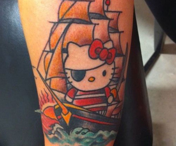 hình tattoo hello kitty cướp biển 