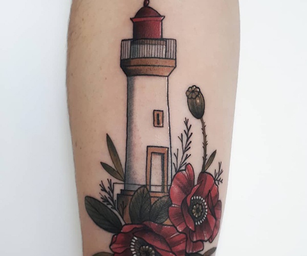 lighthouse and flower tattoo độc đáo