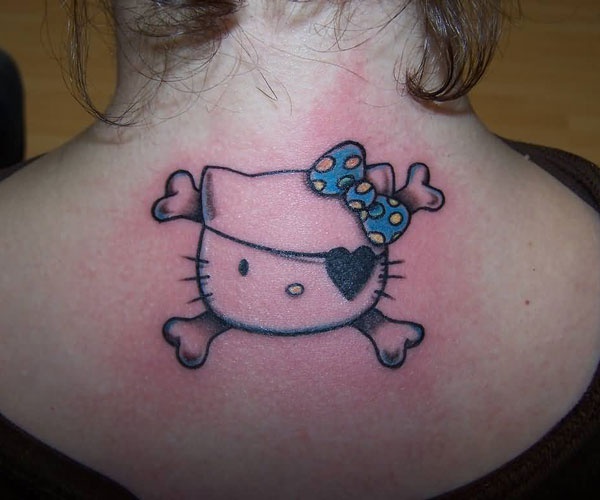 tattoo hello kitty cướp biển độc đáo