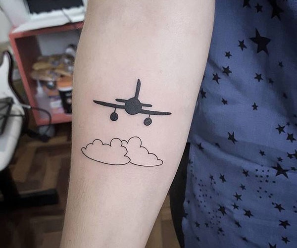 hình tattoo mây máy bay