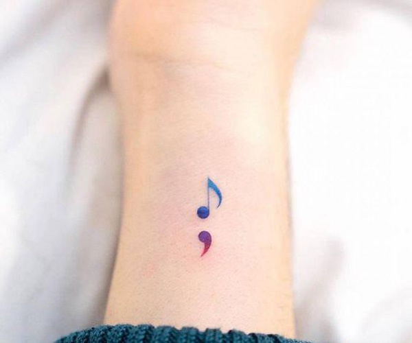 hình tattoo nốt nhạc nhiều màu