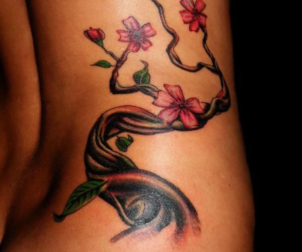 tattoo cây đào xinh