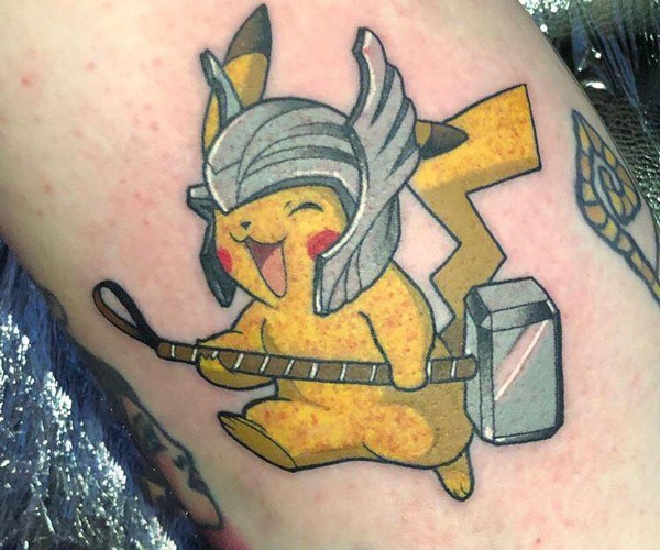 tattoo pikachu mini độc đáo