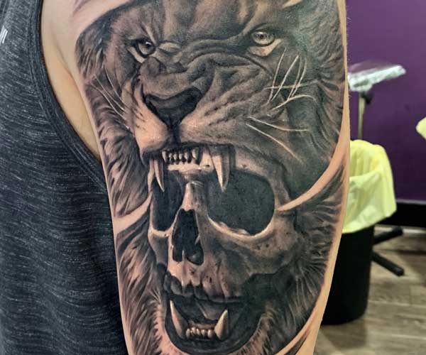 tattoo sư tử đầu lâu đẹp