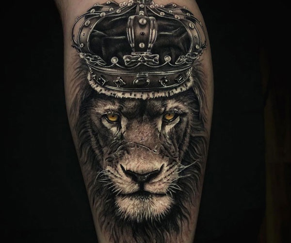 tattoo sư tử đội vương miện