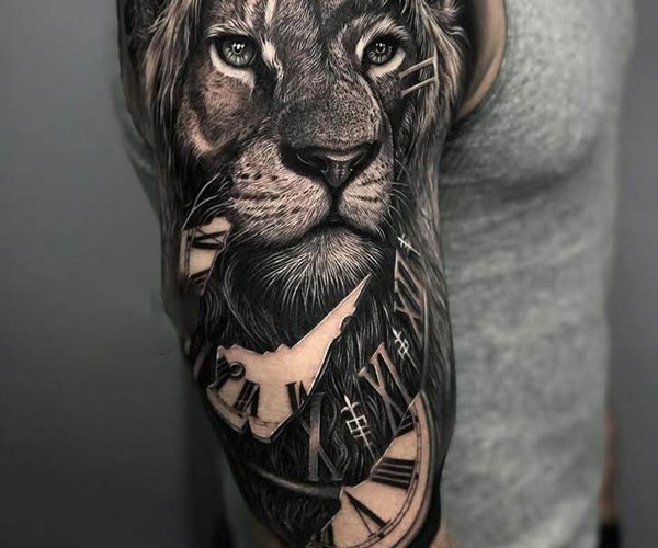 tattoo sư tử đồng hồ