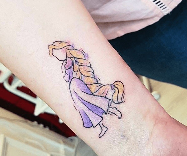 tattoo công chúa Rapunzel mini