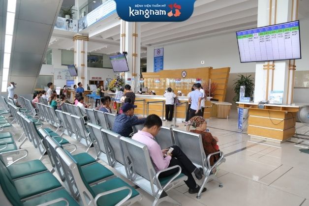 Bệnh viện công thường tốn thời gian chờ