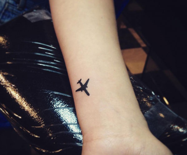 hình tattoo máy bay mini đẹp