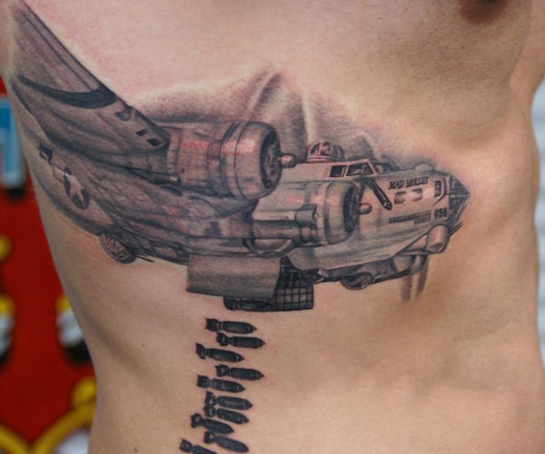 tattoo máy bay ném bom đẹp