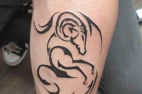 tribal buffalo tattoo đẹp