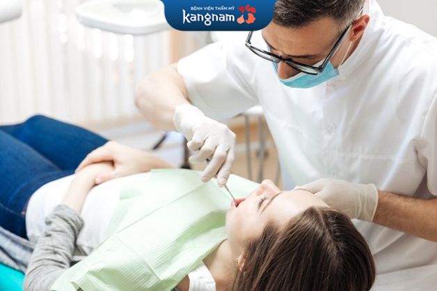 Tái khám đúng lịch giúp quá trình niềng răng thuận lợi hơn