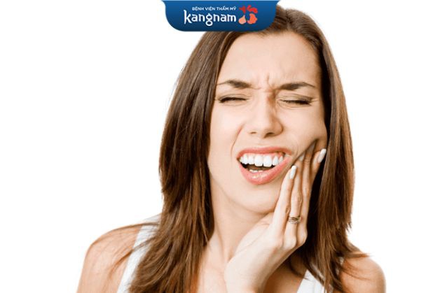 Bệnh lý về răng miệng gây mơ ngủ về rụng răng
