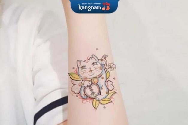 Tattoo mini mèo may mắn nhiều màu sắc