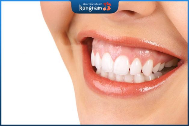 Răng ngắn cười hở lợi là gì?