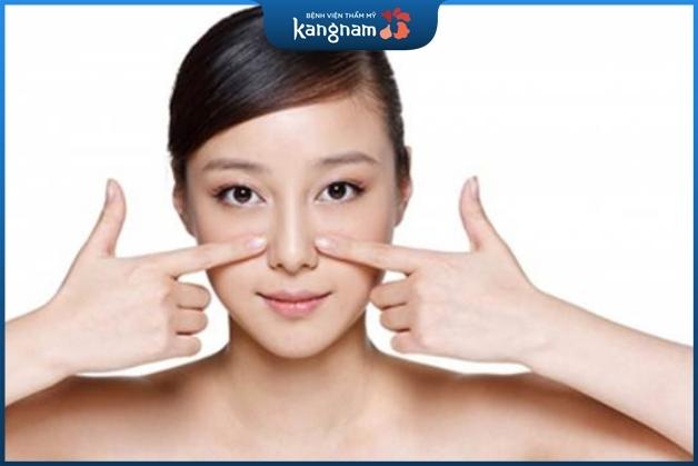 Cách làm mũi cao thon gọn nhờ động tác ép mũi