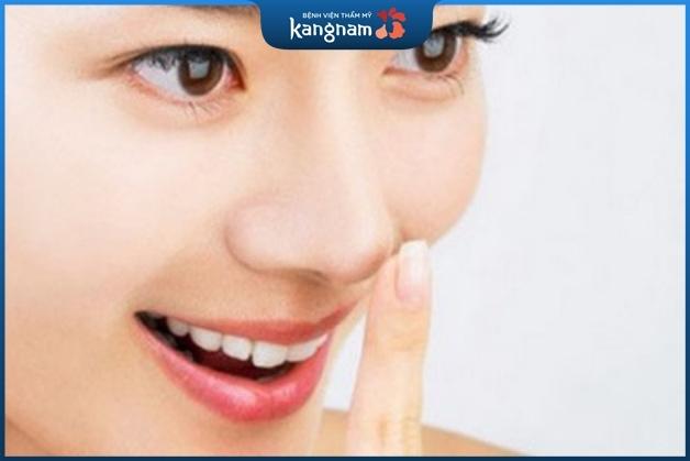 Cách nâng cao sống mũi không cần phẫu thuật bằng đẩy mũi