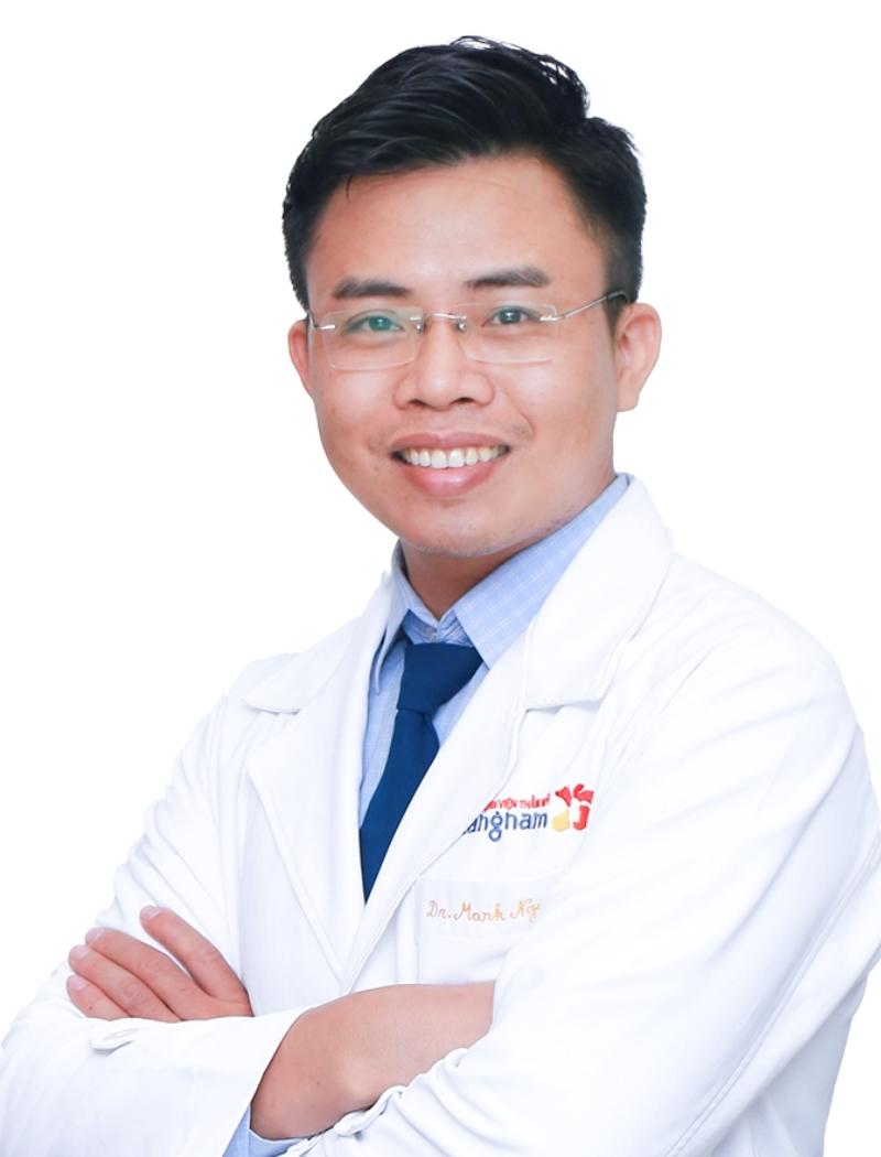 Bác sĩ Dr. Mark Nguyễn
