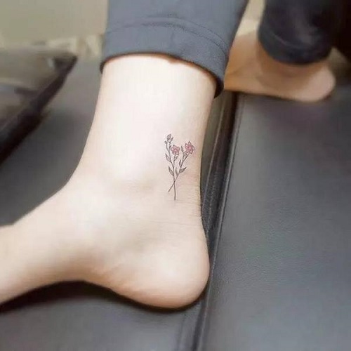 hình xăm nhỏ cho nữ ở vai