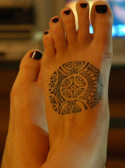 Hình xăm Maori trên bàn chân