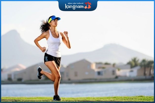 chạy bộ có thể giúp giảm mỡ trong cơ thể, đặc biệt chạy bộ có thể giảm mỡ đùi hiệu quả