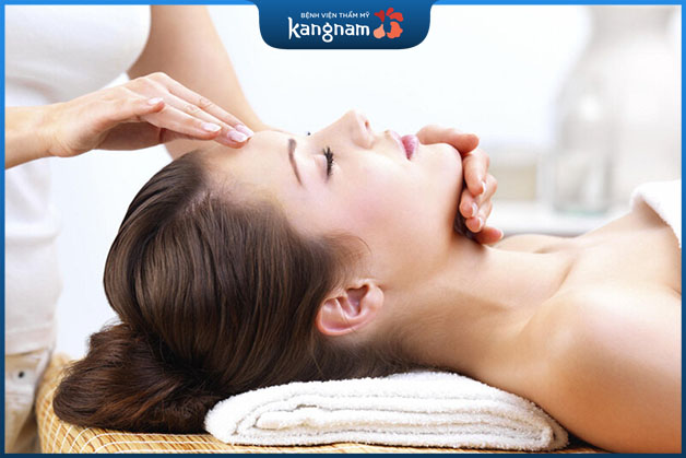 Massage thường xuyên làm giảm dấu hiệu chảy xệ 