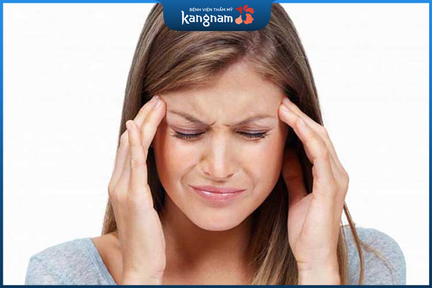 Nếu xuất hiện triệu chứng đau đầu kéo dài nên dừng bài tập 