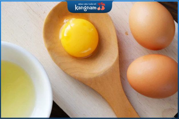 Trong trứng gà sống có chứa các chất chống oxy hóa