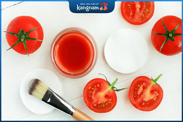 Cà chua vừa là thực phẩm bổ dưỡng vừa có tác dụng ngăn ngừa mụn 