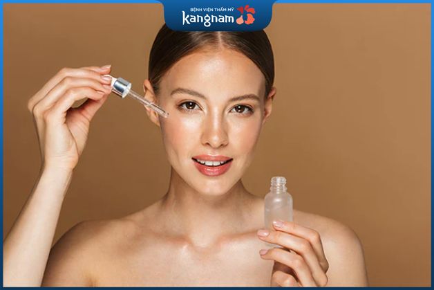 Sử dụng loại serum tăng hiệu quả chăm sóc da