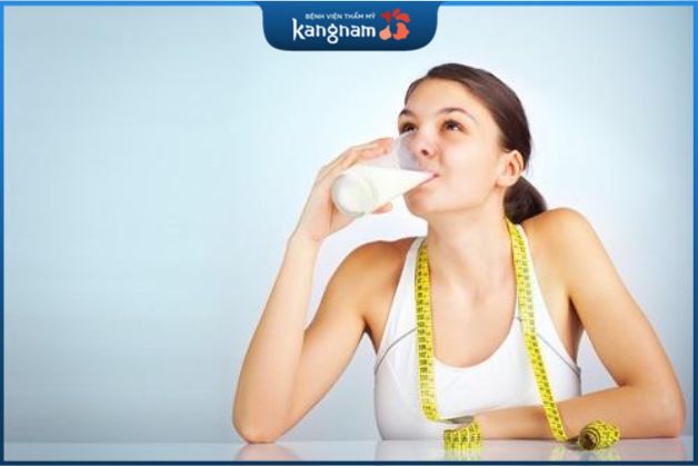 uống sữa tươi không đường không gây tăng cân