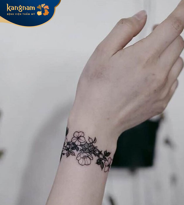 Tattoo ở tay cho nữ Nhật cổ