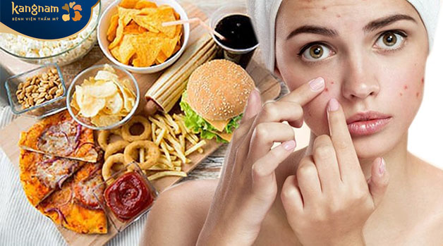 Chế độ ăn uống, sinh hoạt không khoa học cũng là nguyên nhân mụn thịt xuất hiện 