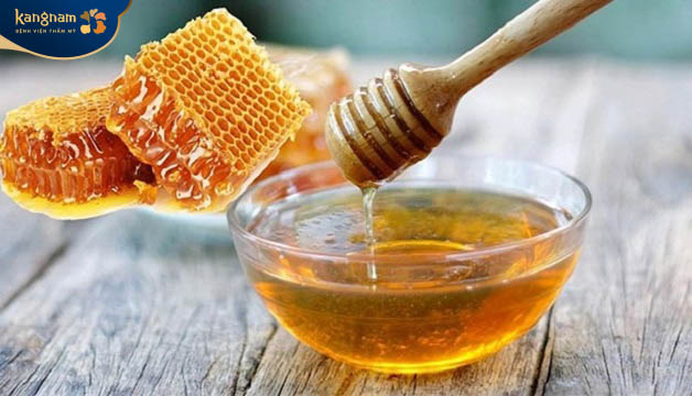 Sử dụng mật ong để điều trị mụn thịt