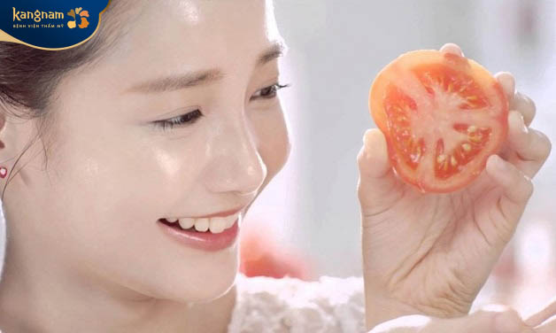 Cà chua có khả năng Làm sáng da và giảm thiểu tình trạng da mờ sạm
