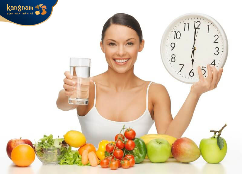Uống đủ nước mỗi ngày giúp thanh lọc cơ thể tốt hơn