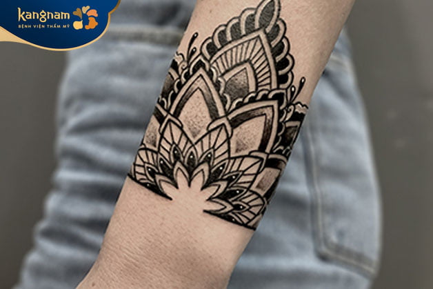 Tattoo Mandala ở tay